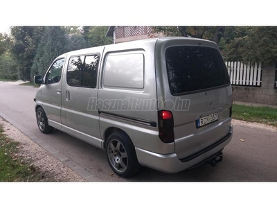 TOYOTA HI-ACE Hiace 2.5 D4-D Panel Van Terra 6 személyes tgk