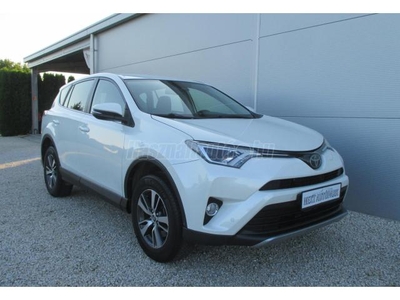 TOYOTA RAV 4 Rav4 2.0 D-4D Active Style 2WD Szervizkönyv - Digitklíma - Navi - Elektromos csomagtérajtó - Tolatókamera