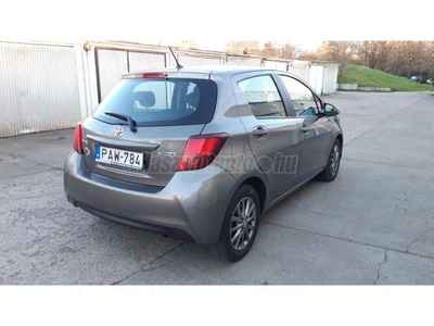 TOYOTA YARIS 1.33 Trend