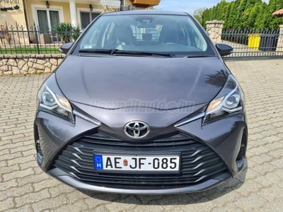 TOYOTA YARIS 1.5 Dual VVT-iE Active CVT Navi.tempomat.sávtartó.koccanás gátló