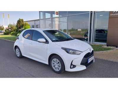 TOYOTA YARIS Van 1.5 VVT-i Dynamic Force Comfort