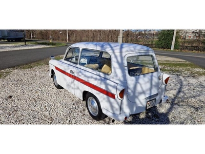 TRABANT P 60 UNIVERSAL KOMBI