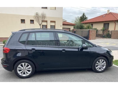 VOLKSWAGEN GOLF SPORTSVAN 1.4 TSI BMT Comfortline