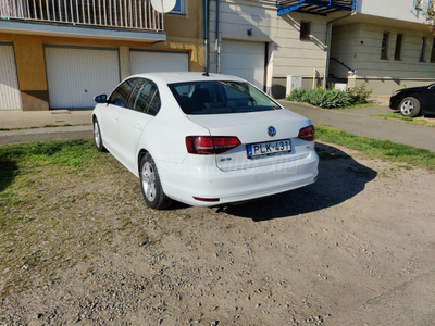 VOLKSWAGEN JETTA VI 1.4 TSI BMT Comfortline