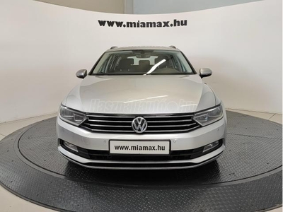 VOLKSWAGEN PASSAT VIII Variant 2.0 TDI BMT Comfortline DSG Navi Vonóhorog. márkaszervizben szervizelt. leinformálható