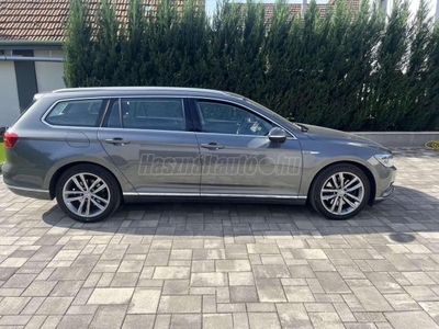 VOLKSWAGEN PASSAT VIII Variant 2.0 TDI BMT SCR Bi-Turbo Highline 4Motion DSG