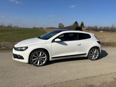 VOLKSWAGEN SCIROCCO 2.0 CR TDI