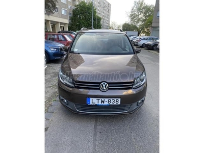 VOLKSWAGEN TOURAN 1.4 TSI Comfortline DSG [7 személy]