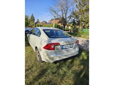 VOLVO S60 1.6 D DRIVe Summum