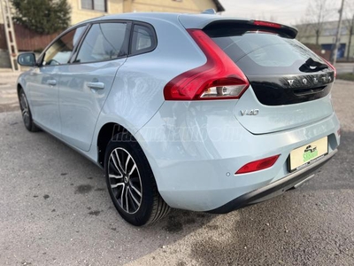 VOLVO V40 2.0 D [D2] Inscription Geartronic LED. NAVI. HOROG. VEZ.SZ.KÖNYV