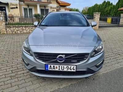 VOLVO V60 2.0 D [D4] R-Design Summum Geartronic