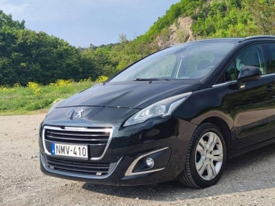 Eladó megkímélt Peugeot 5008 2.0 Bluehdi Allure felszereltséggel