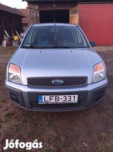 Ford Fusion eladó friss műszakival