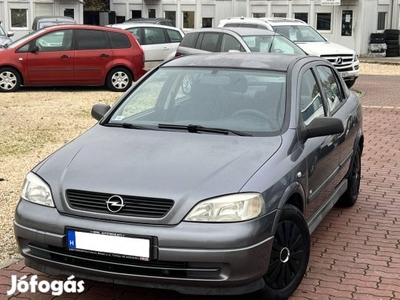 Opel Astra 1.4 Enjoy Magyarországi!!! Teljes Sz...