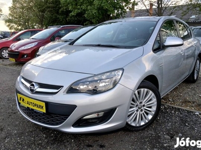 Opel Astra J 1.6 Enjoy 111ekm!Tempomat!17-es gy...