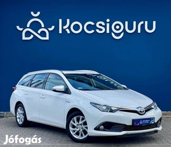 Toyota Auris Touring Sports 1.8 HSD Executive M...