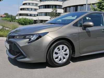 Toyota Corolla 1.8 Hybrid Comfort Business e-CV...