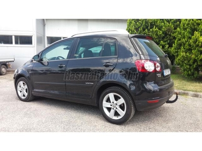 VOLKSWAGEN GOLF PLUS 1.4 Tsi Trendline DSG 122 LE vezetett szervizkönyves