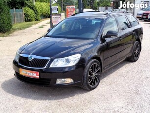 Skoda Octavia Combi 1.6 CR TDI Elegance Navi SP...