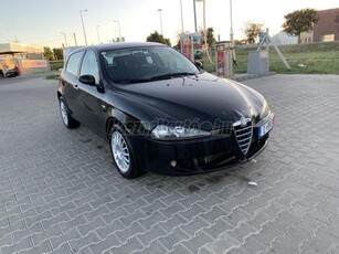 ALFA ROMEO 147 1.9 JTD 8V Progression