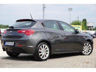 ALFA ROMEO GIULIETTA 1.4 TB Progression VÉGIG VEZETETT SZERVIZKÖNYV!