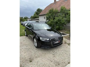 AUDI A3 1.6 TDI Attraction DPF