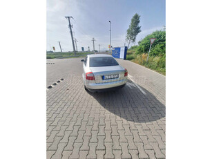 AUDI A4 1.6