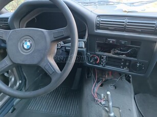 BMW 3-AS SOROZAT 318i