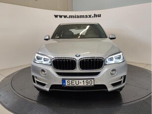 BMW X5 xDrive35i (Automata) Adaptive LED. Távolságtartó. Ülésszellőztetés. Szervizkönyv