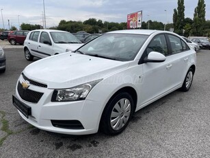 CHEVROLET CRUZE 1.6 LS Plus ÚJ VEZÉRLÉS!VEZETETT SZERVIZKÖNYV!1 TULAJDONOS!