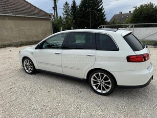 FIAT CROMA 1.9 Multijet 16V DPF Dynamic (Automata)