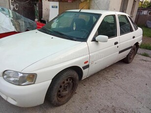 FORD ESCORT 1.4 Classic