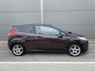 FORD FIESTA 1.6 Sport 120le. 2 gyári kulcs. 154.000km