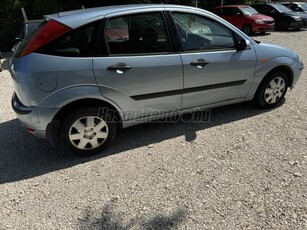 FORD FOCUS 1.4 Ambiente