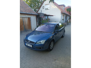 FORD FOCUS 1.4 Trend