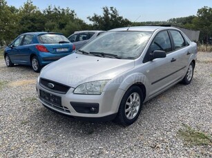 FORD FOCUS 1.6 Collection