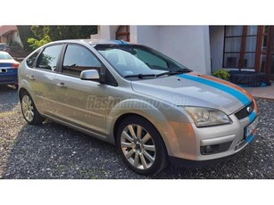 FORD FOCUS 1.6 Collection Style