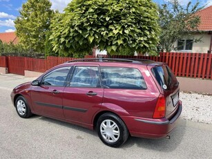 FORD FOCUS 1.6 Fresh