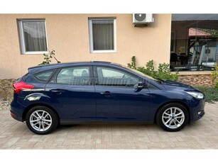 FORD FOCUS 1.6 Ti-VCT Titanium 36000km-1 Tulaj-Magyar-Szervízkönyv-Téli-Nyári kerék-Önbeparkol-1 Év Garancia!