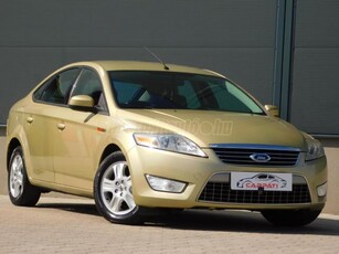 FORD MONDEO 2.0 Ghia 5 ajtós benzines