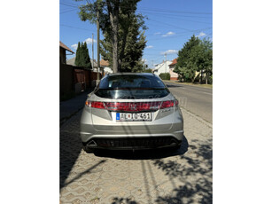 HONDA CIVIC 1.8 Sport