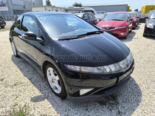 HONDA CIVIC 1.8 Type-S Digitklíma. Alufelni. Rozsdamentes