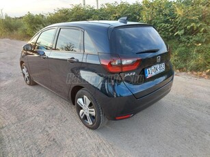 HONDA JAZZ 1.5 i-MMD Hybrid Executive eCVT Sérülésmentes gyári fényezésű Executive 25453km éjkékmetál!!!