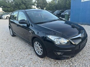 HYUNDAI I30 1.4i Comfort DIGIT KLÍMA/ALUFELNI/111000KM