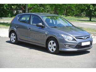 HYUNDAI I30 1.6 CRDi LP Comfort VÉGIG VEZETETT SZ.KÖNYV! 140e. KM! MEGKÍMÉLT ÁLLAPOT!