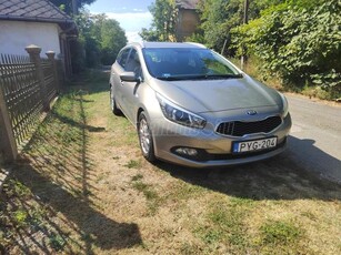 KIA CEE'D 1.4 CVVT LX