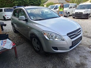 KIA CEE'D 1.6 CRDi EX