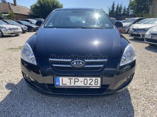 KIA CEE'D 1.6 CRDi EX