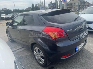 KIA CEE'D Pro1.4 EX