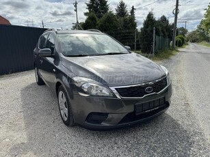 KIA CEE'D SW 1.6 CRDI EX SZKÖNYV.FRISS MŰSZAKI